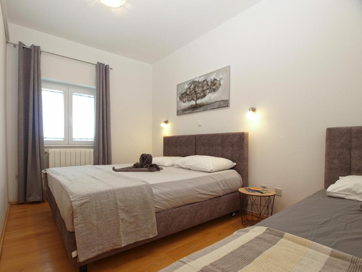 Apartments Biskupije 810 메덜린 외부 사진