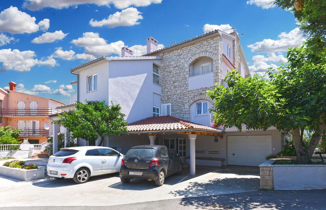 Apartments Biskupije 810 메덜린 외부 사진