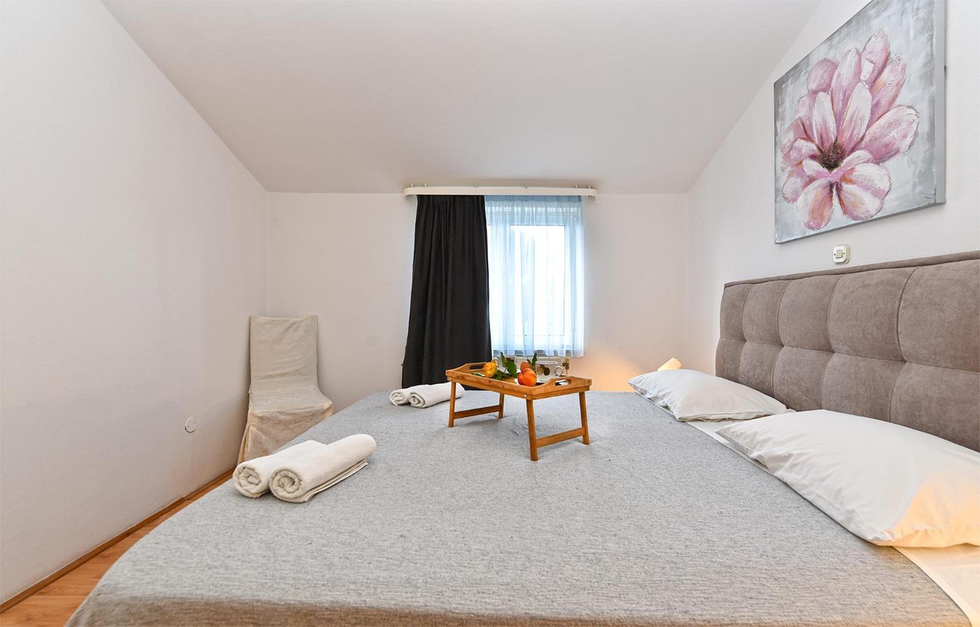 Apartments Biskupije 810 메덜린 외부 사진