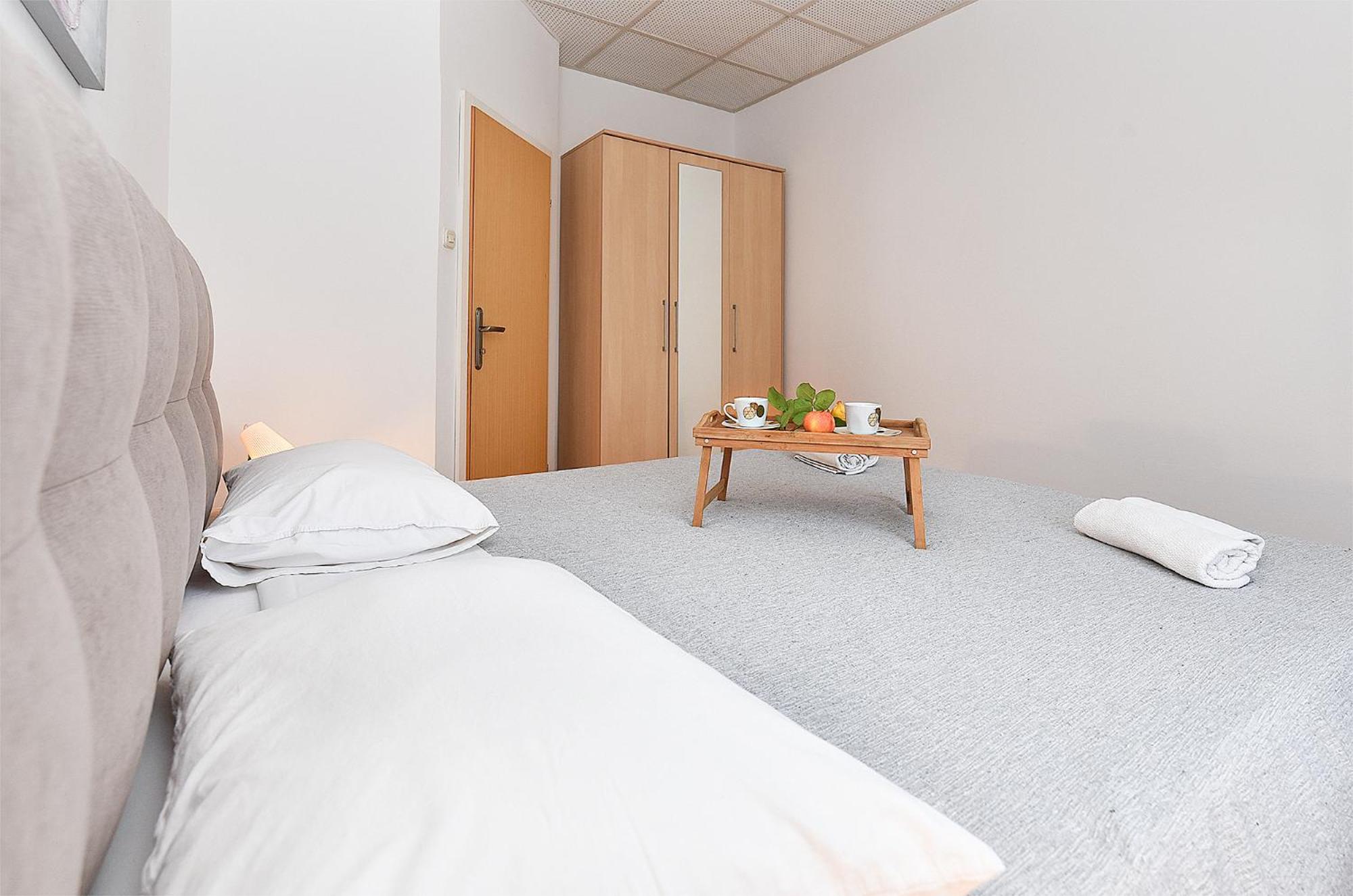 Apartments Biskupije 810 메덜린 외부 사진
