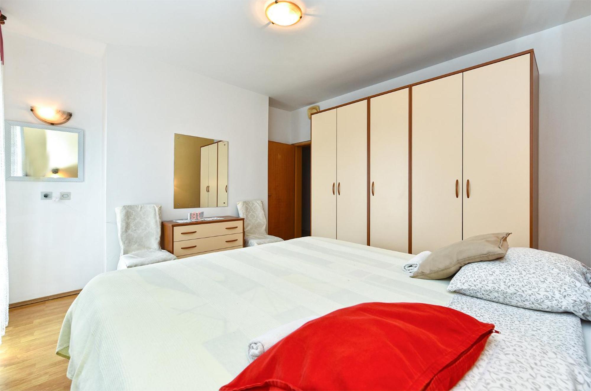 Apartments Biskupije 810 메덜린 외부 사진